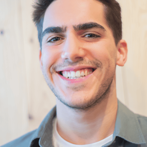 Why Canadians Are Choosing Full Mouth Restoration in Colombia Over the USA or Mexico